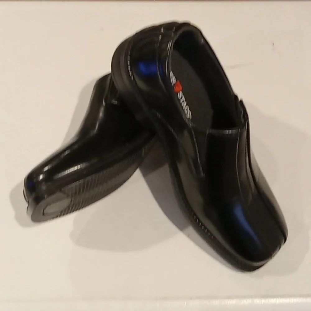 Deer Stags boy's dress shoes-NEW